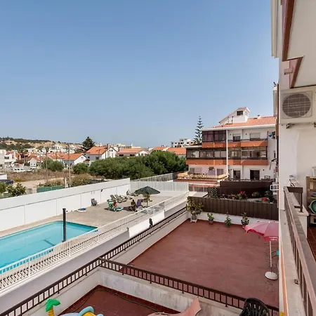 Altido Lovely Apt With Pool * Costa da Caparica